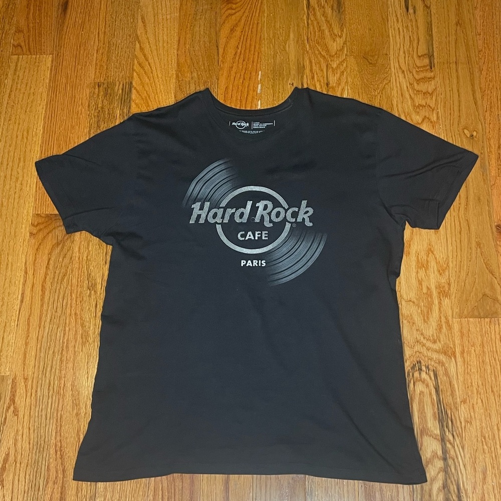 *Rare* Hard Rock Cafe Paris t-shirt